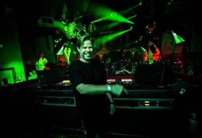 082925_ferry_corsten_church_HOSSPHOTOGRAPHY_photos41of82