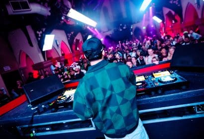 101825_surprise_guest_church_HOSSPHOTOGRAPHY_photos49of95-min