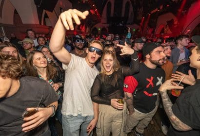 010326_netsky_church_ColeeOne_photos7